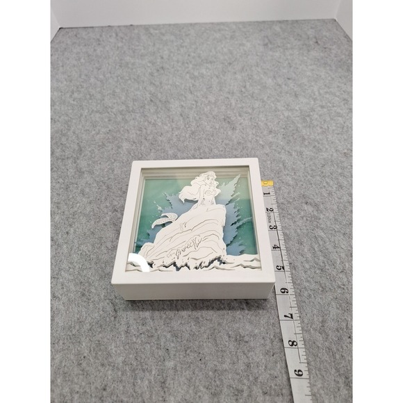 Disney The Little Mermaid Light Box UKONIC Diorama Ariel On A Rock Works Charger - Picture 9 of 10